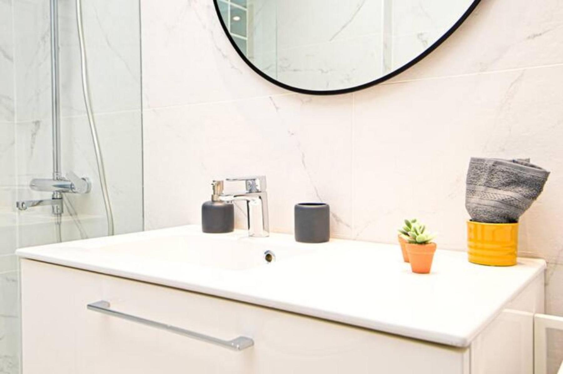 Walk To Syntagma,From A Prime-Location, Luxury Apt Athens Luaran gambar