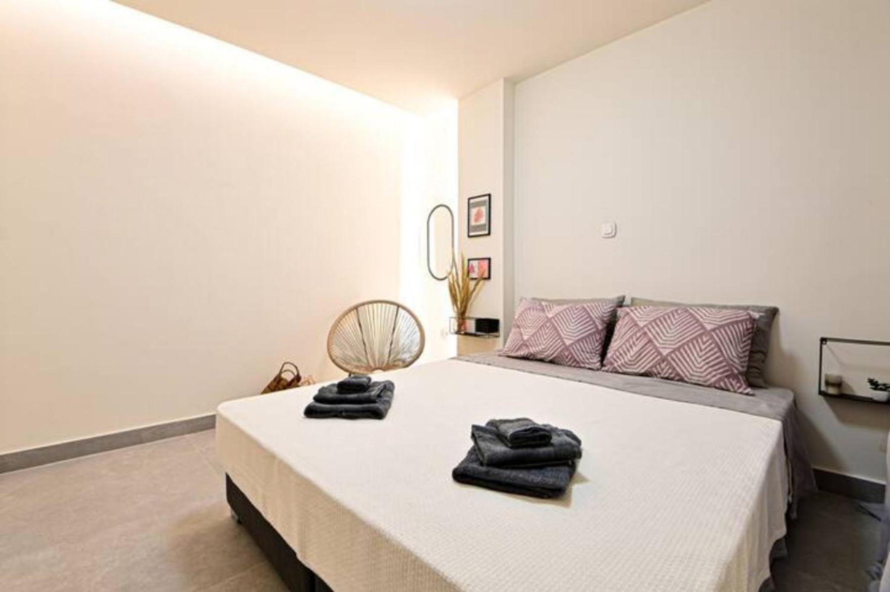 Walk To Syntagma,From A Prime-Location, Luxury Apt Athens Luaran gambar