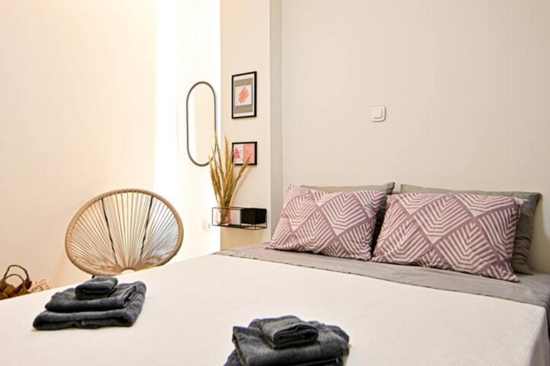Walk To Syntagma,From A Prime-Location, Luxury Apt Athens Luaran gambar